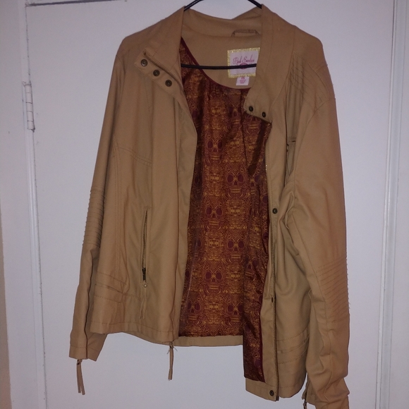 Jacket - Picture 2 of 2